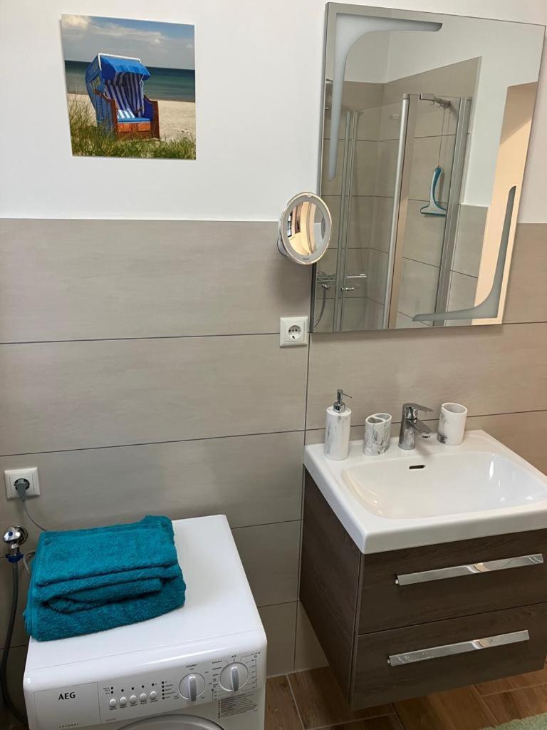 Grosse 4 Sterne Ferienwohnung Beim Boddenstrand Sundhagen-Niederhof Exterior foto