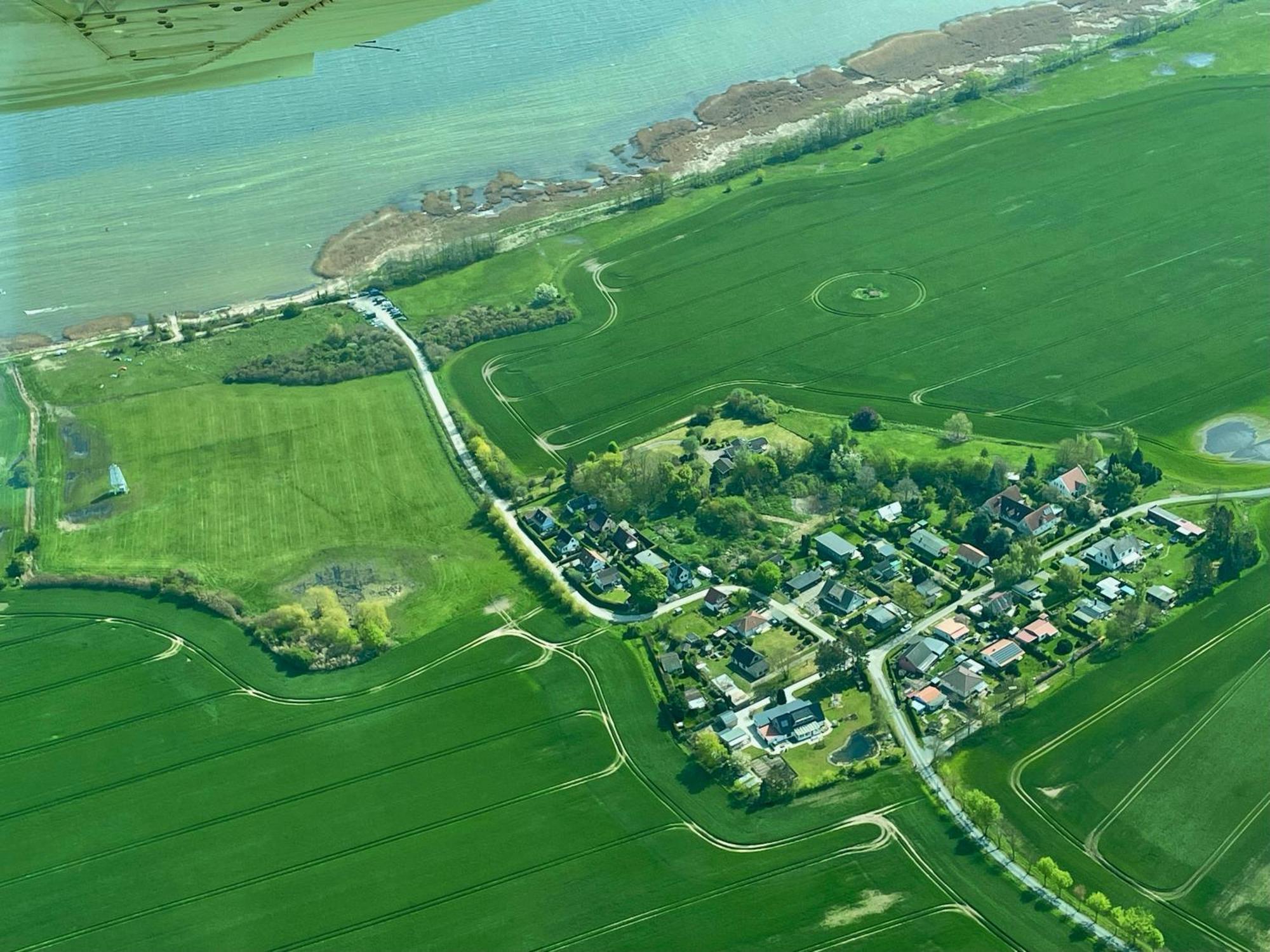 Grosse 4 Sterne Ferienwohnung Beim Boddenstrand Sundhagen-Niederhof Exterior foto